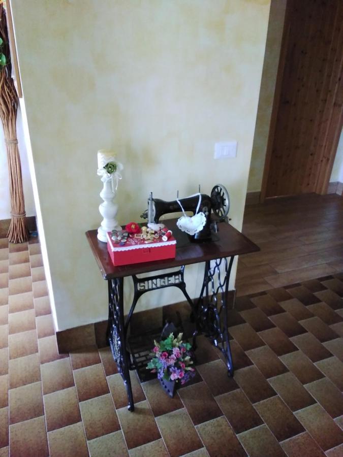 B&B Carmen Biondani Пескантина Екстериор снимка